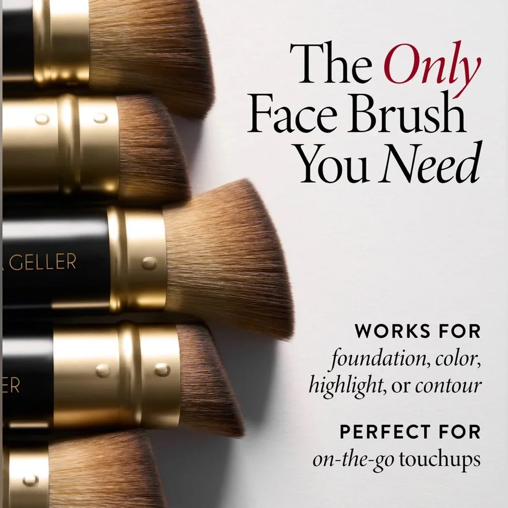 Laura Geller Retractable Kabuki Brush